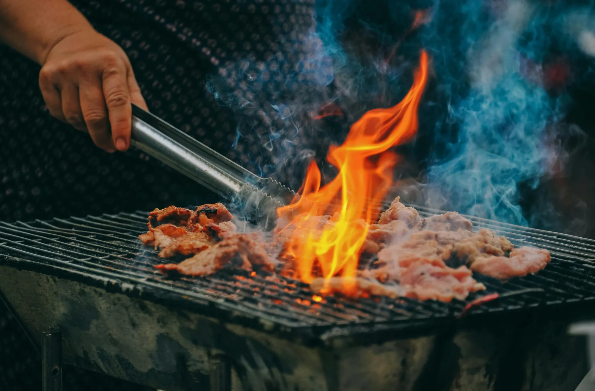 The Ultimate Guide to Barbecuing Meats: Tips, Techniques, and Health Considerations